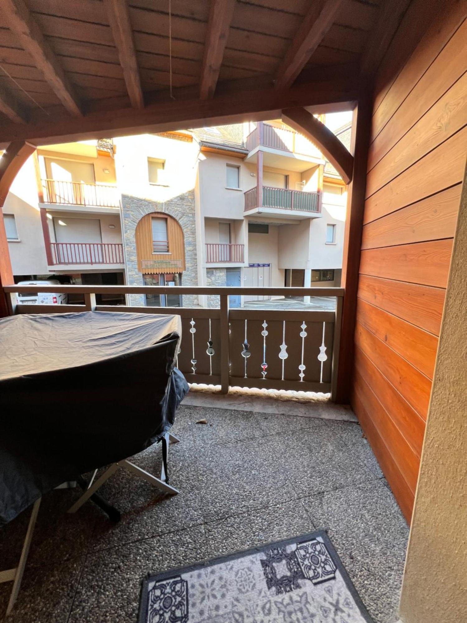 סן-לארי-סולאן Sejour Spa Inclus Au Centre De St Lary חדר תמונה